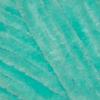 Plüschgarn in frischem Aquamarin – lebendiger Blaugrünton mit klarer, moderner Ausstrahlung, detailreiche Nahaufnahme der samtigen Garnstruktur