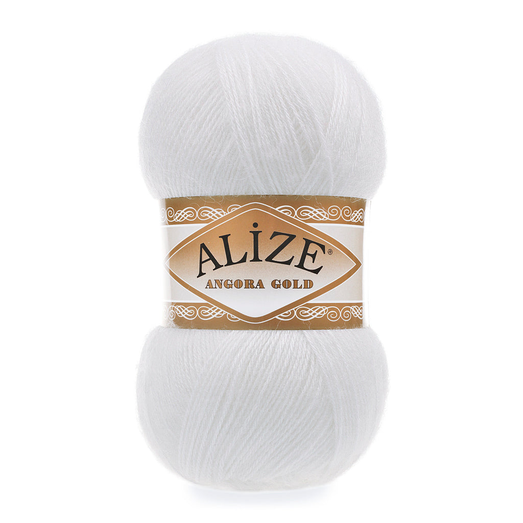 Zu sehen ist Alize Angora Gold Wolle in einem klaren Weißton; weiches, leicht flauschiges Strickgarn, ideal für Pullover, Schals und kreative Handarbeitsprojekte.