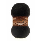 Zu sehen ist Alize Angora Gold Simli Wolle in klassischem Schwarz, weiches Strickgarn mit Glitzerfaden für Pullover und Schals.