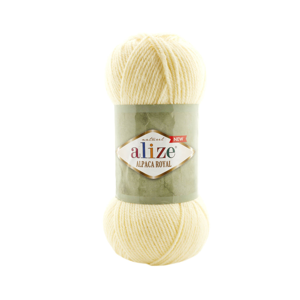 Zu sehen ist Alize Alpaca Royal Wolle in einem hellen, warmen Buttergelb; ein weiches, leicht flauschiges Garn mit edlem Alpaka‑Anteil, ideal für Pullover, Schals und sonnige, helle Handarbeitsprojekte.