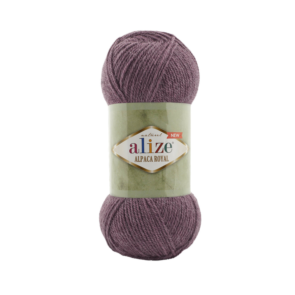 Zu sehen ist Alize Alpaca Royal Wolle in einem weichen Grau‑Lavendelfarbton mit dezenten, kühlen Nuancen; ein weiches, leicht flauschiges Garn mit edlem Alpaka‑Anteil, ideal für Pullover, Schals und elegante, moderne Handarbeitsprojekte.