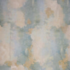 Zu sehen ist ein Canvas Stoff im modernen Painterly-Design mit sanften Farbverläufen, ideal für Kissen, Taschen und stilvolle DIY-Projekte.